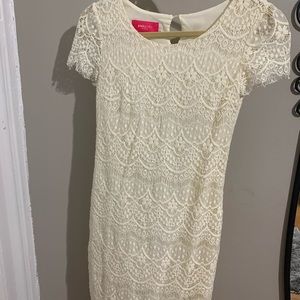 Lace dress worn once